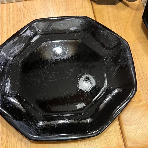 Black Dinnerware Set - Picture 4 of 9